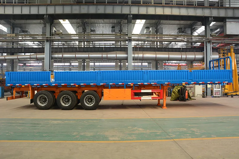 Sānu sienas kravas puspiekabe