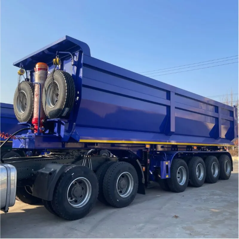 U veida aizmugures pašizgāzēja kravas piekabe